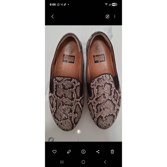 FitFlop Super Comfort Slip on Snake Print Leather Loafer Women Size 7 - Picture 5 of 9